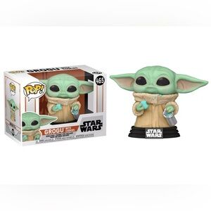 Funko Pop! Star Wars: The Mandalorian - The Child (Grogu) with Cookie Figure